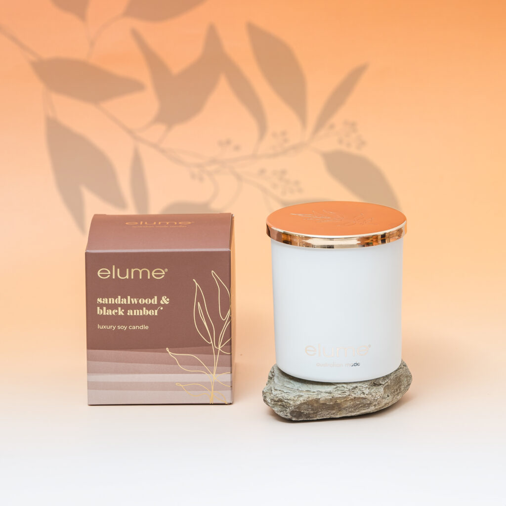 elume-luxury-soy-candle-sandalwood-black-amber-square-1 Autumn Blog