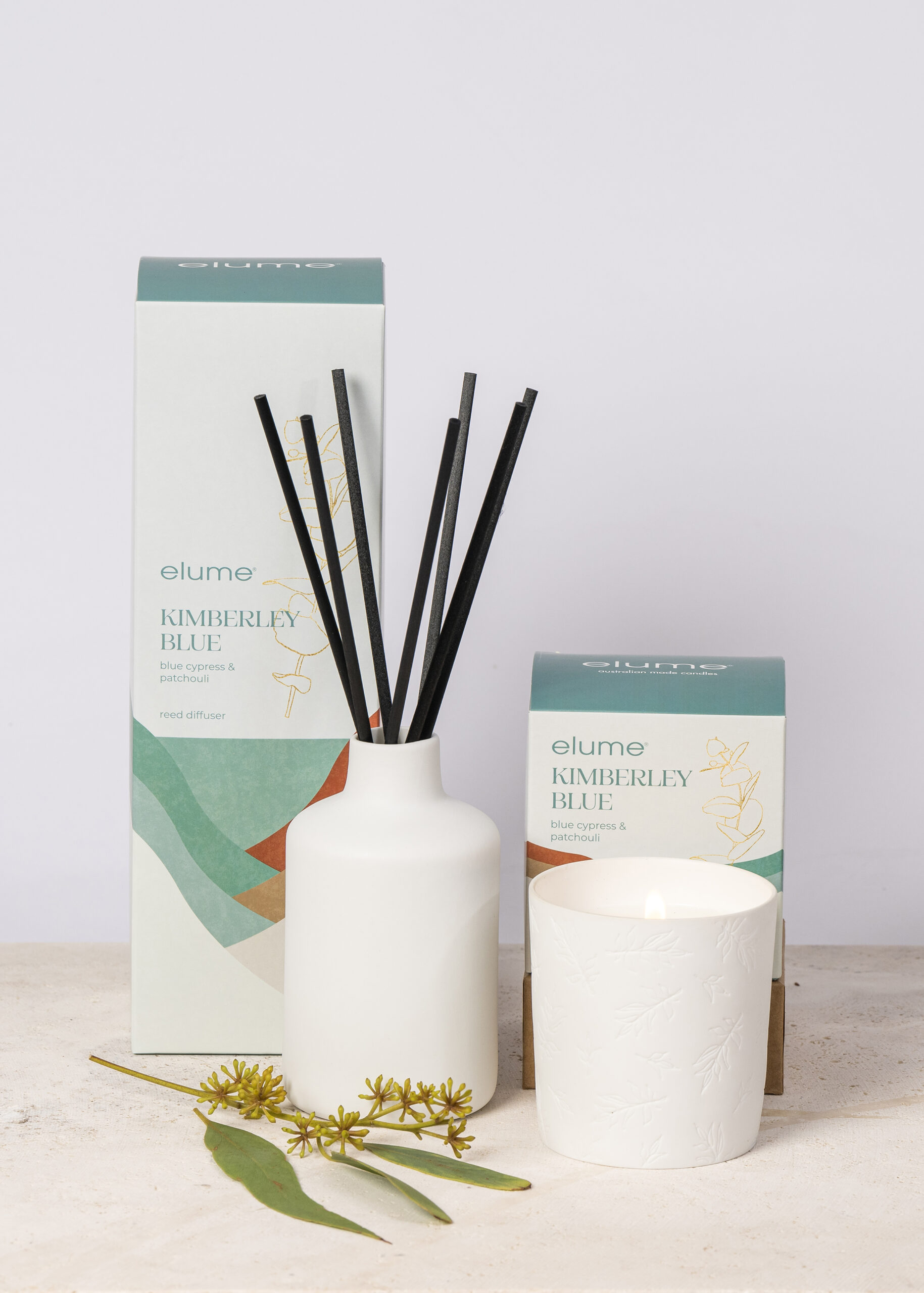 elume-australian-fragrance-escape-soy-candles-reed-diffusers-lifestyle-kimberley-blue