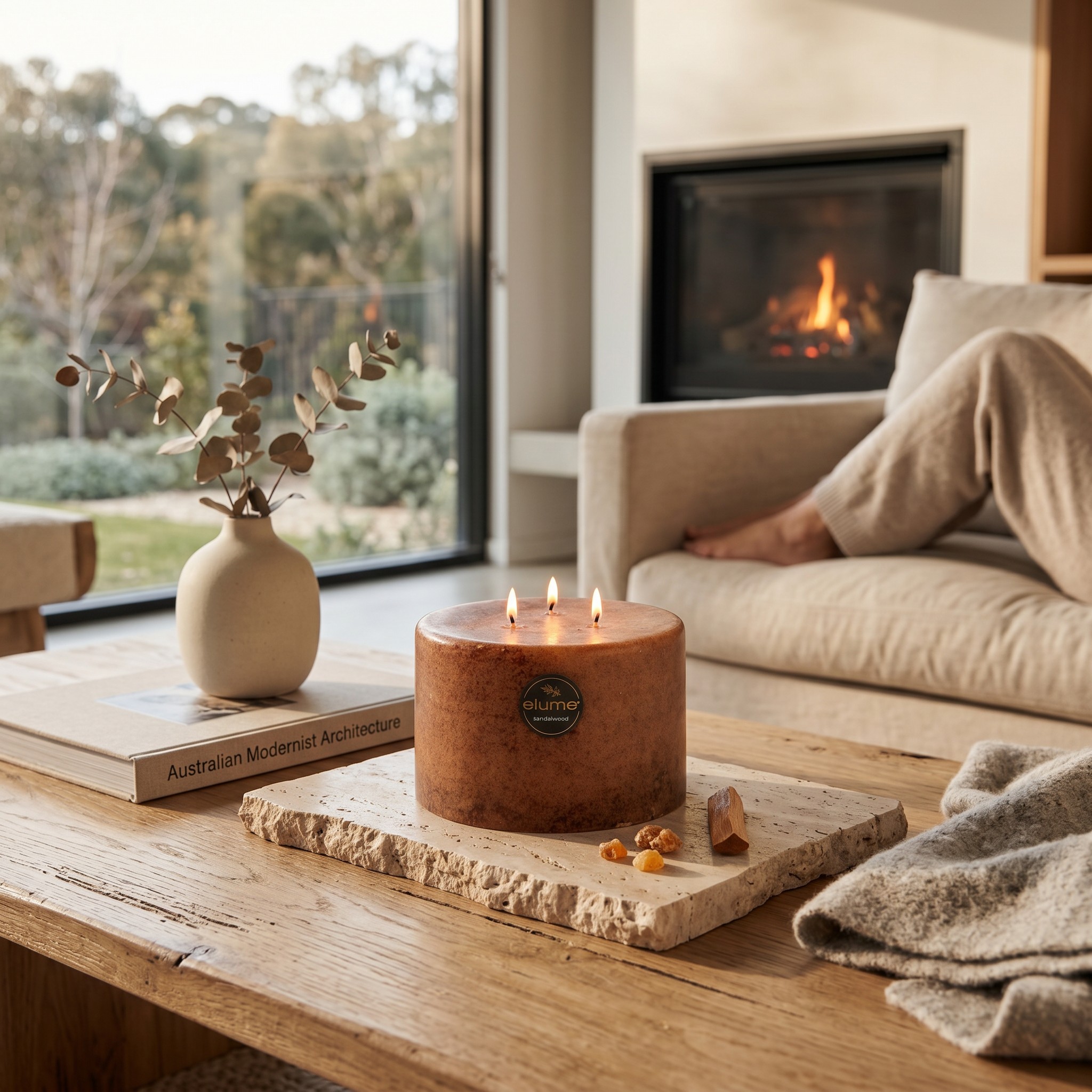 Sandalwood & Amber Three Wick - Image 4